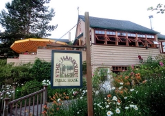 Harbor Pub